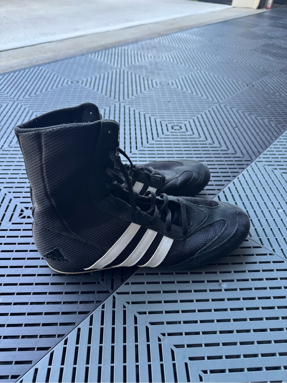 adidas box hog boxing shoes size 11